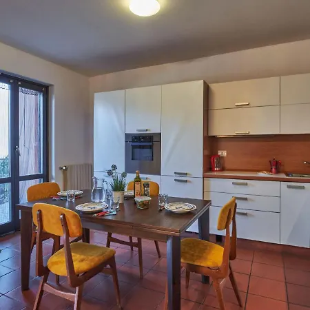 Hébergement de vacances Tower Bell House By Interhome Isola Comacina